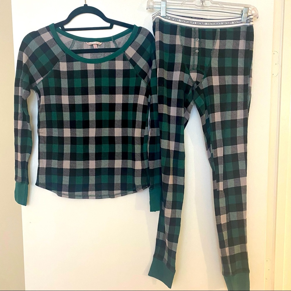 Victoria’s Secret Thermal Flannel Pajamas - Picture 2 of 8